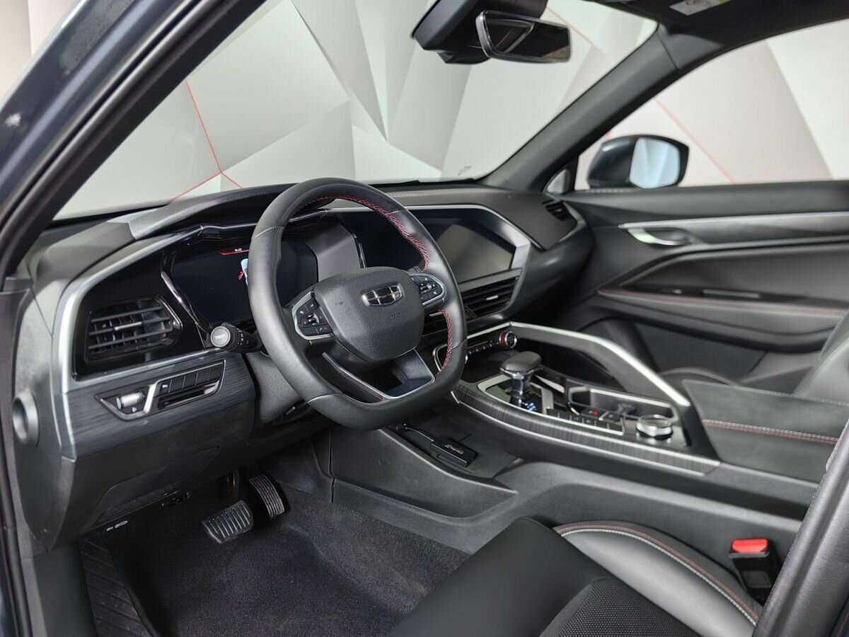 Geely Tugella с пробегом — 2022 год. Фото: #13