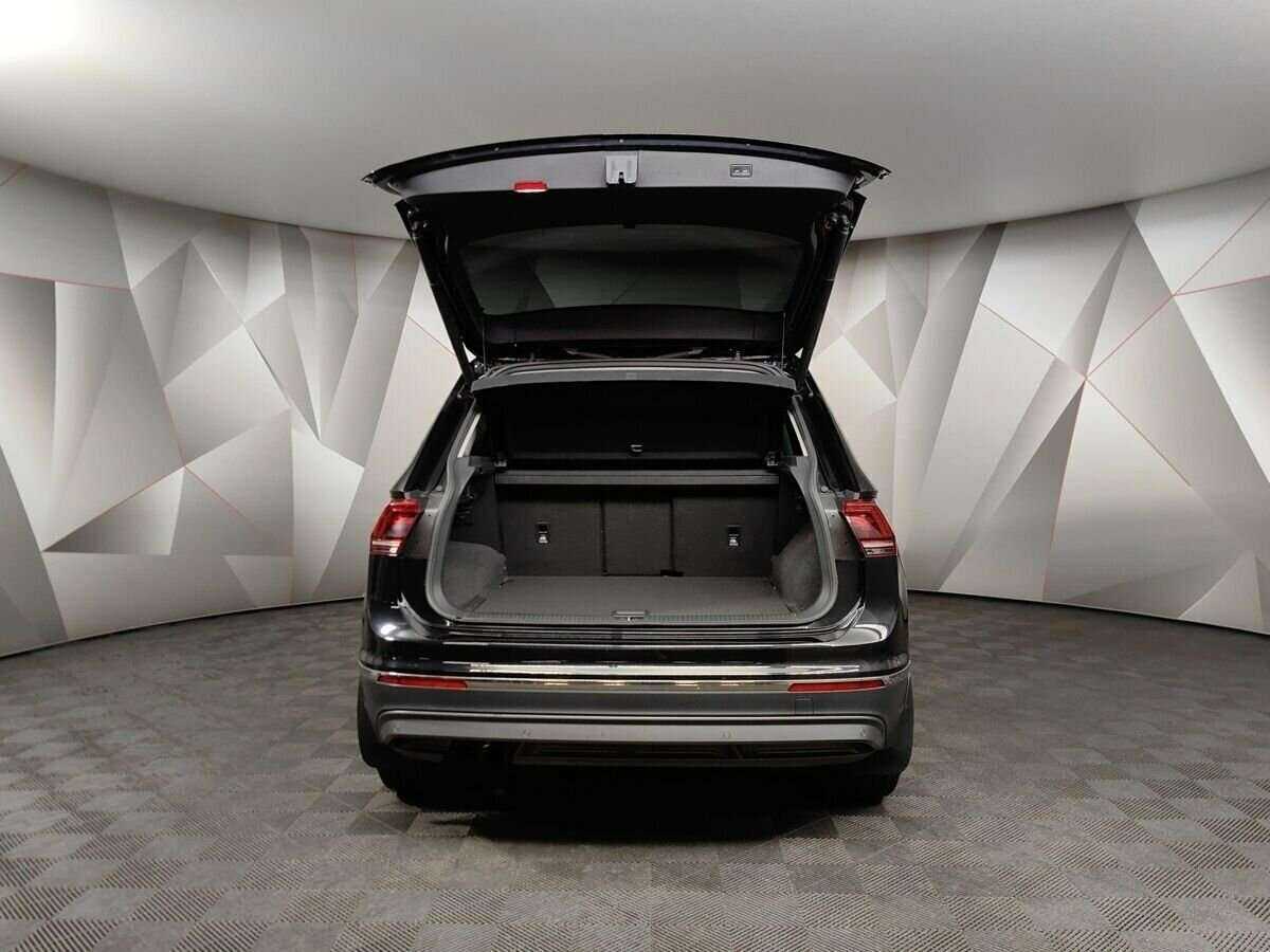 Volkswagen Tiguan с пробегом — 2018 год. Фото: #17