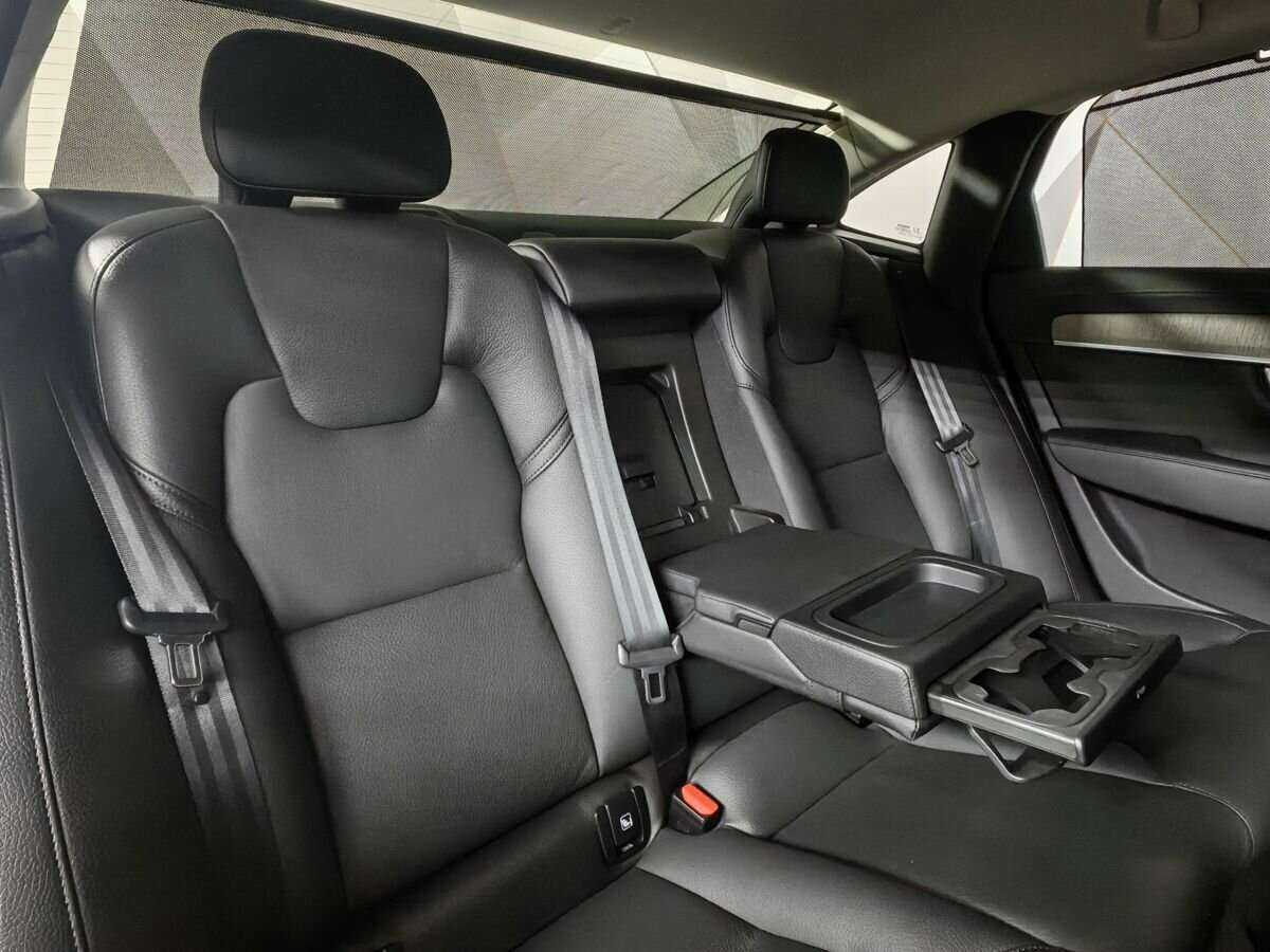 Volvo S90 с пробегом — 2021 год. Фото: #10