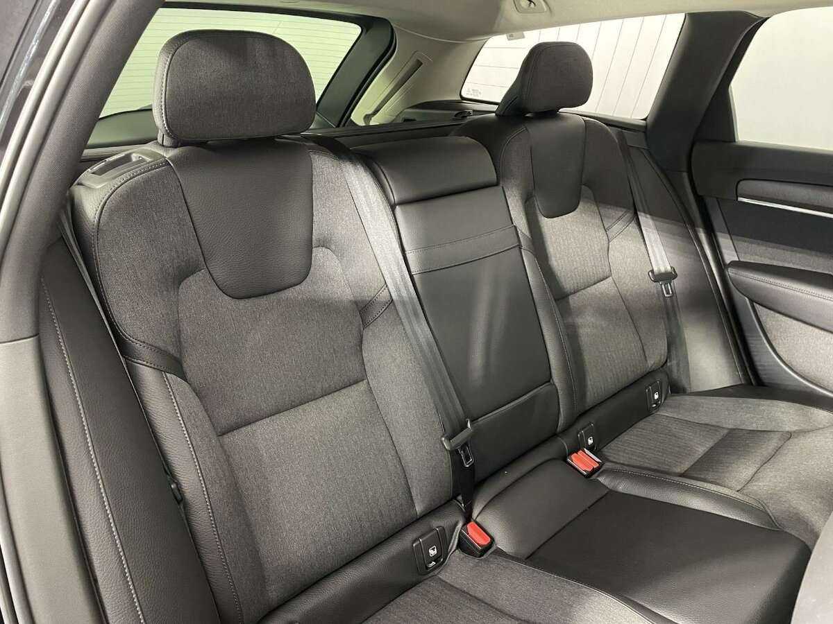 Volvo V90 Cross Country с пробегом — 2018 год. Фото: #14