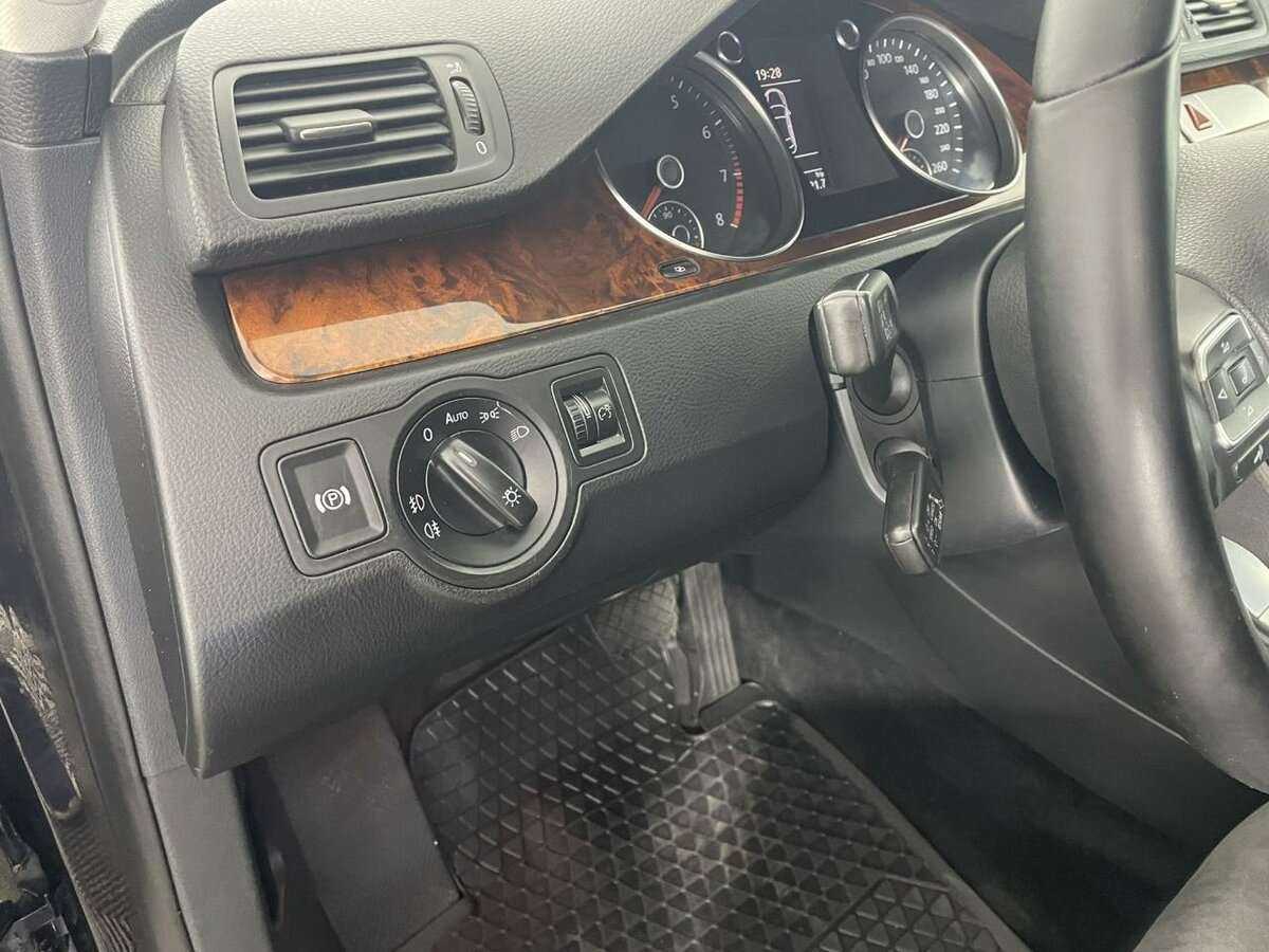 Volkswagen Passat с пробегом — 2010 год. Фото: #8