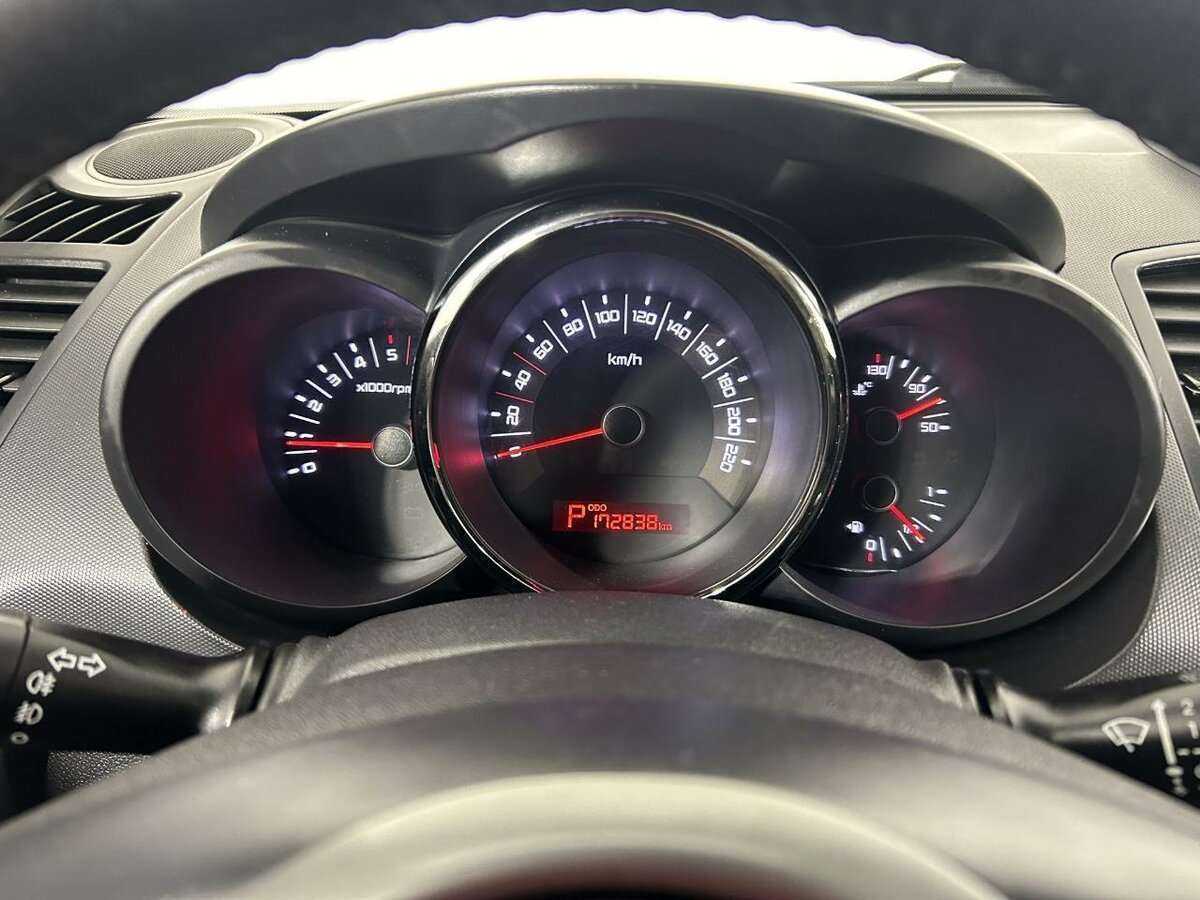 Kia Soul с пробегом — 2011 год. Фото: #10