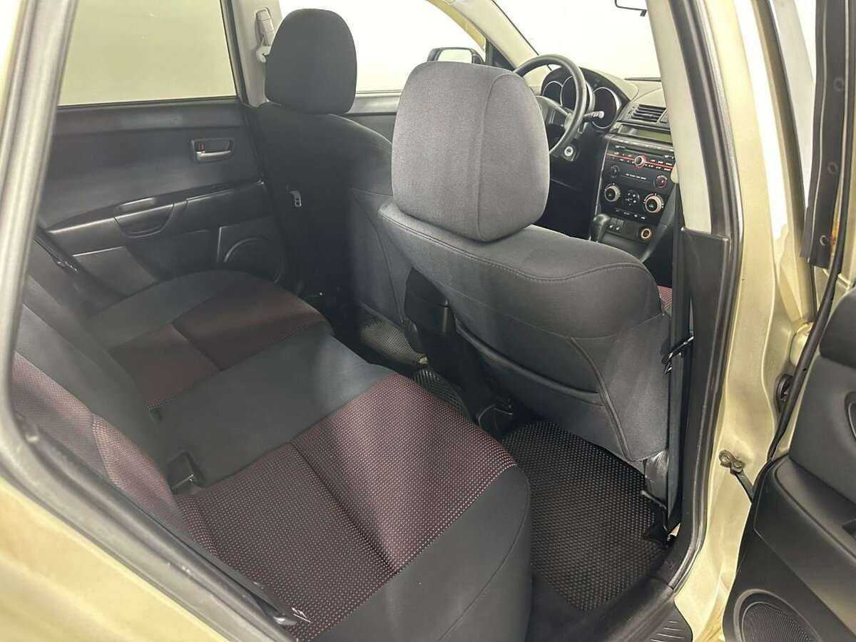 Mazda 3 с пробегом — 2006 год. Фото: #15