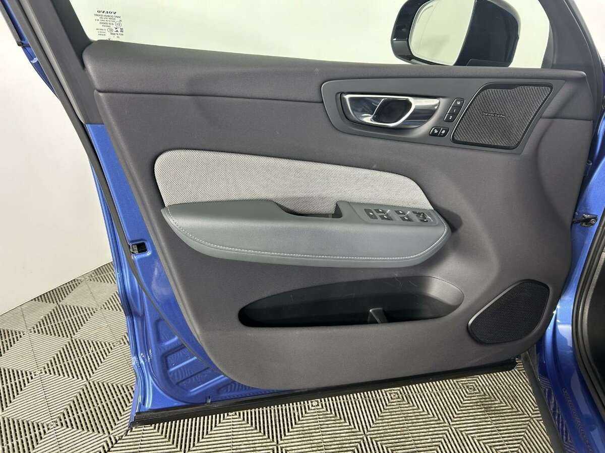 Volvo XC60 с пробегом — 2021 год. Фото: #7