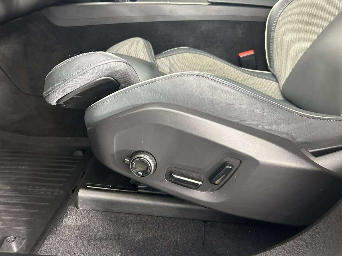 Volvo XC60 с пробегом — 2021 год. Фото: #9