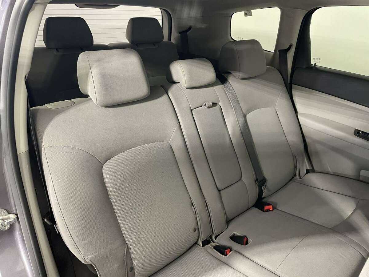 Chevrolet Orlando с пробегом — 2013 год. Фото: #14