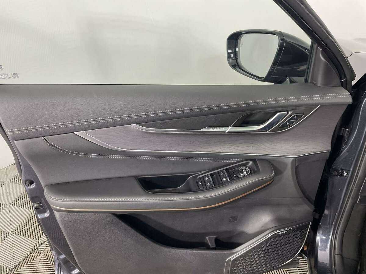 EXEED LX с пробегом — 2022 год. Фото: #7