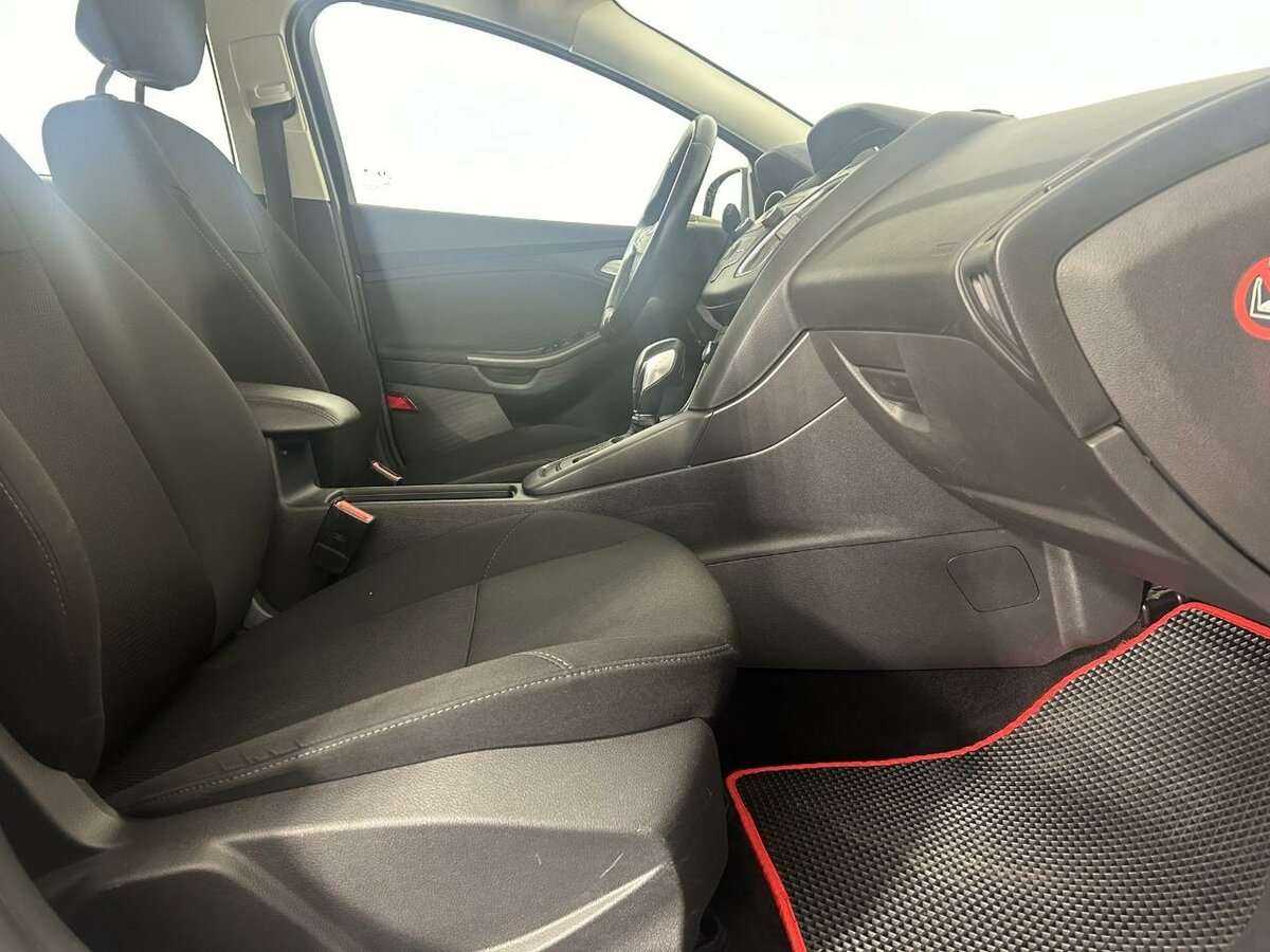 Ford Focus с пробегом — 2016 год. Фото: #13