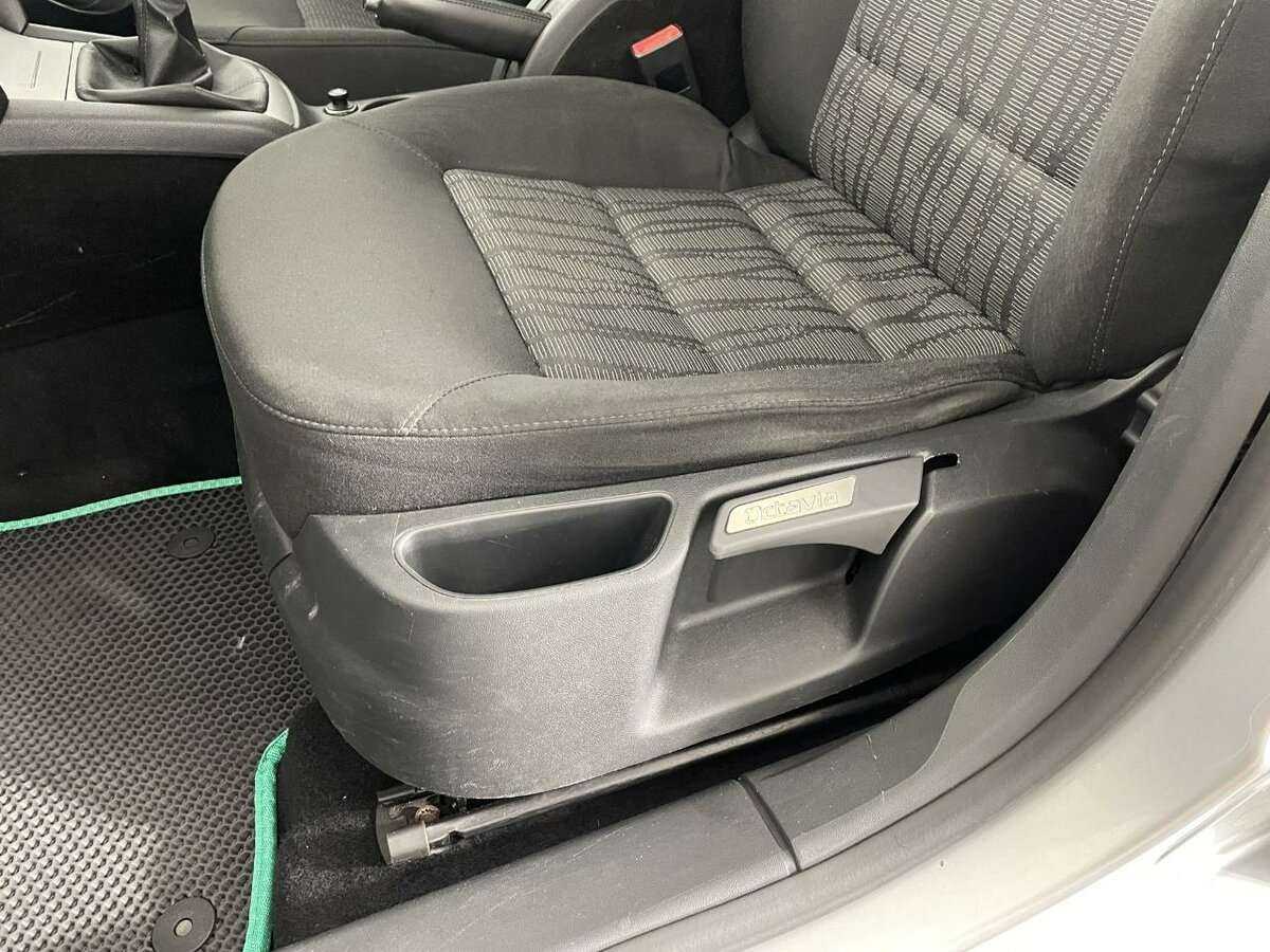 Skoda Octavia с пробегом — 2010 год. Фото: #9