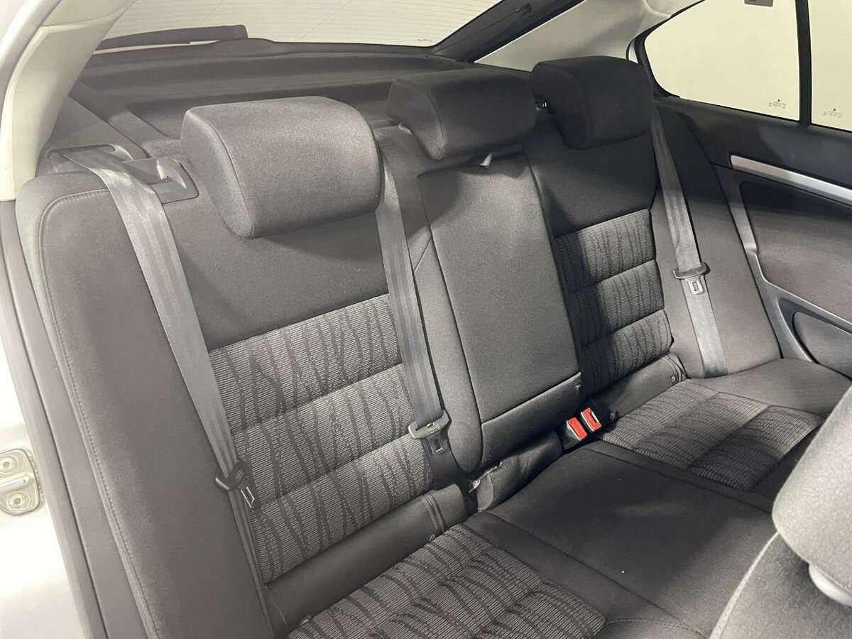 Skoda Octavia с пробегом — 2010 год. Фото: #14