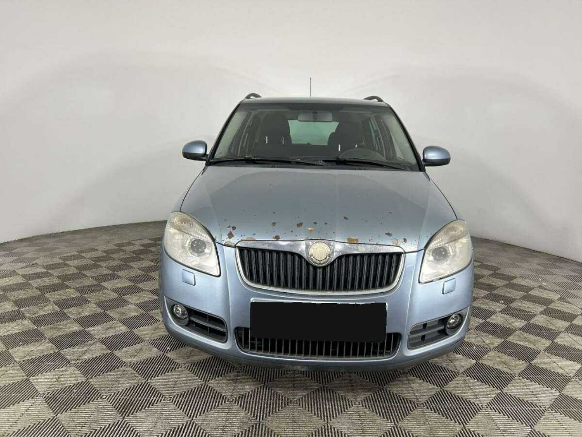 Skoda Fabia с пробегом — 2008 год. Фото: #1