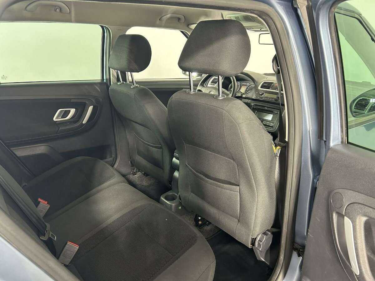 Skoda Fabia с пробегом — 2008 год. Фото: #16