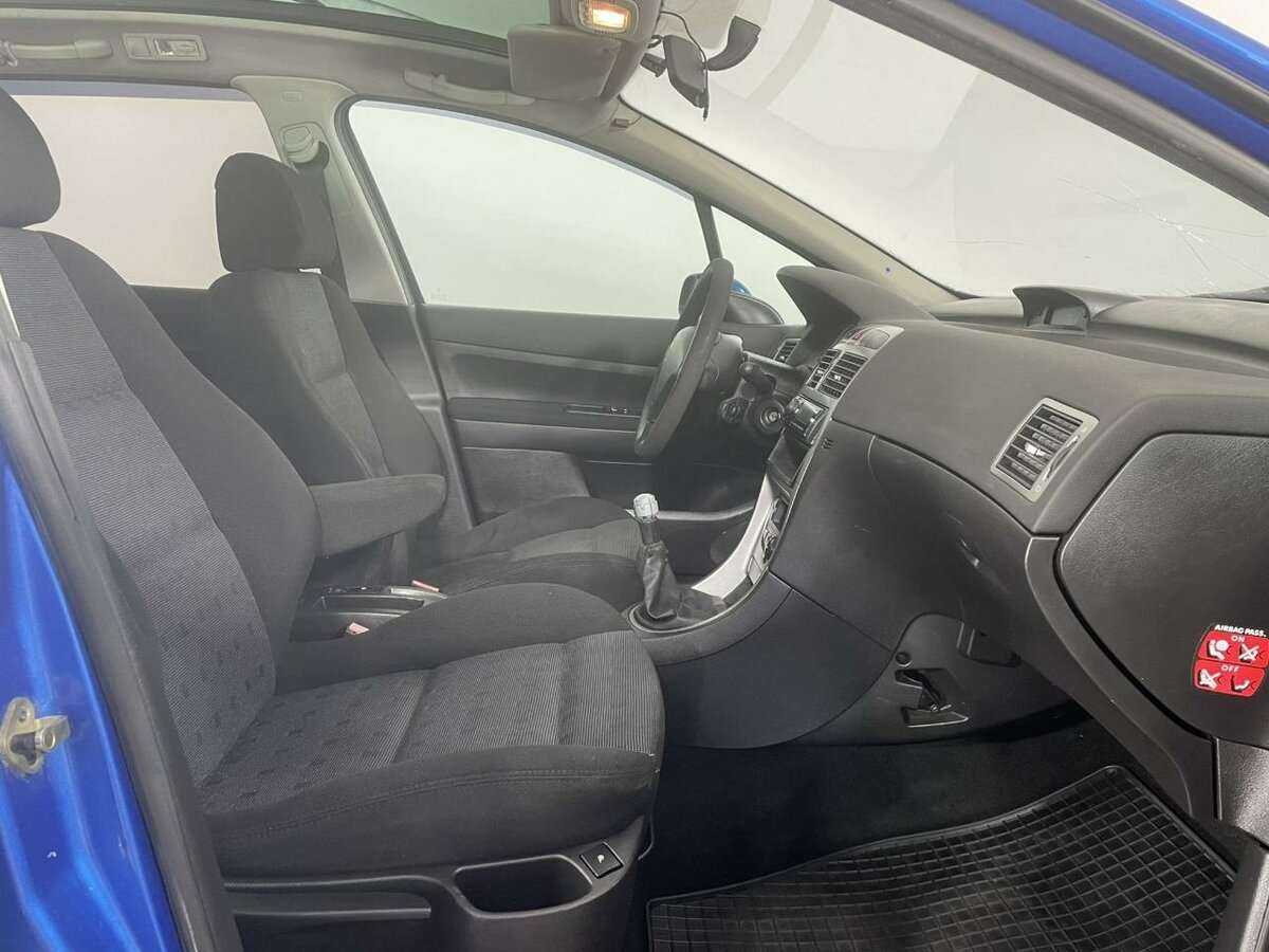 Peugeot 307 с пробегом — 2004 год. Фото: #13