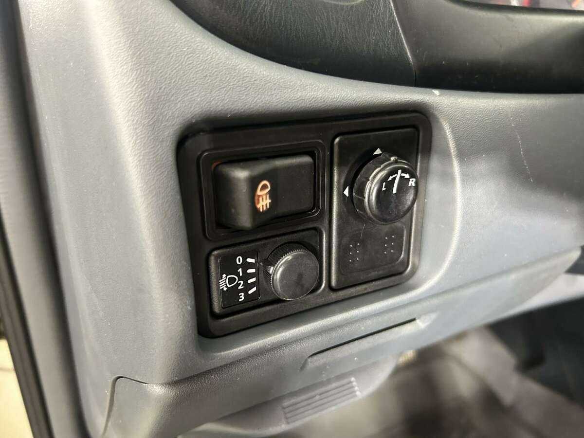 Nissan Almera Classic с пробегом — 2006 год. Фото: #8