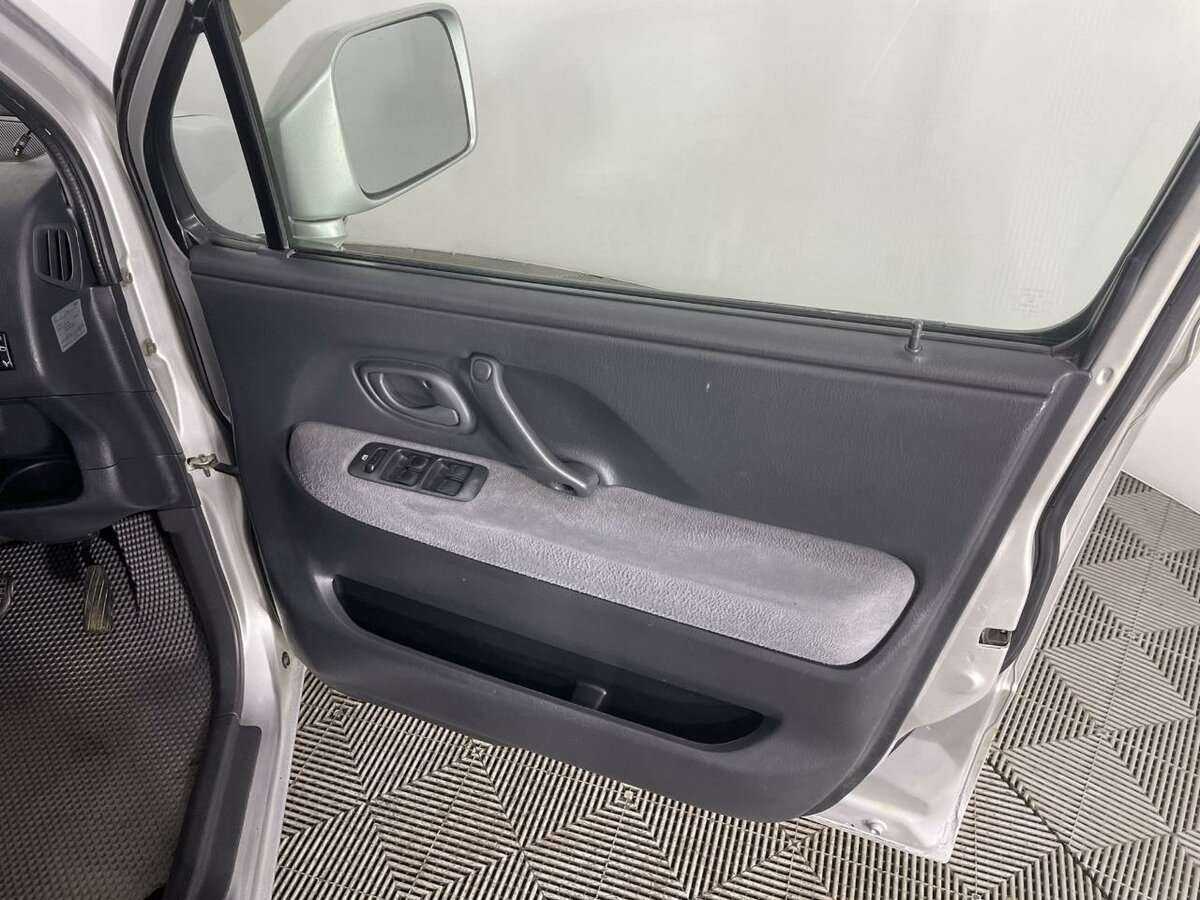 Suzuki Wagon R с пробегом — 2002 год. Фото: #7