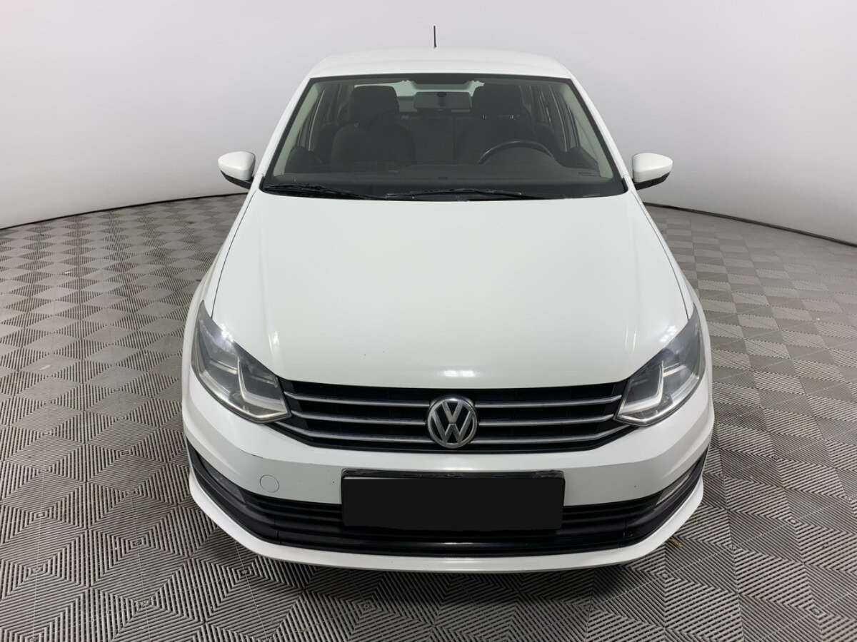 Volkswagen Polo с пробегом — 2019 год. Фото: #1