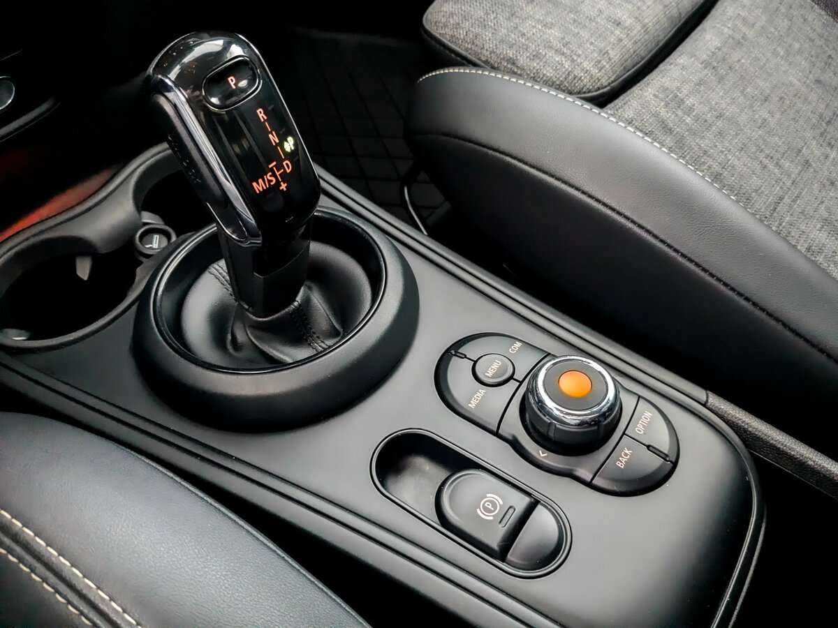 Mini Countryman с пробегом — 2020 год. Фото: #21