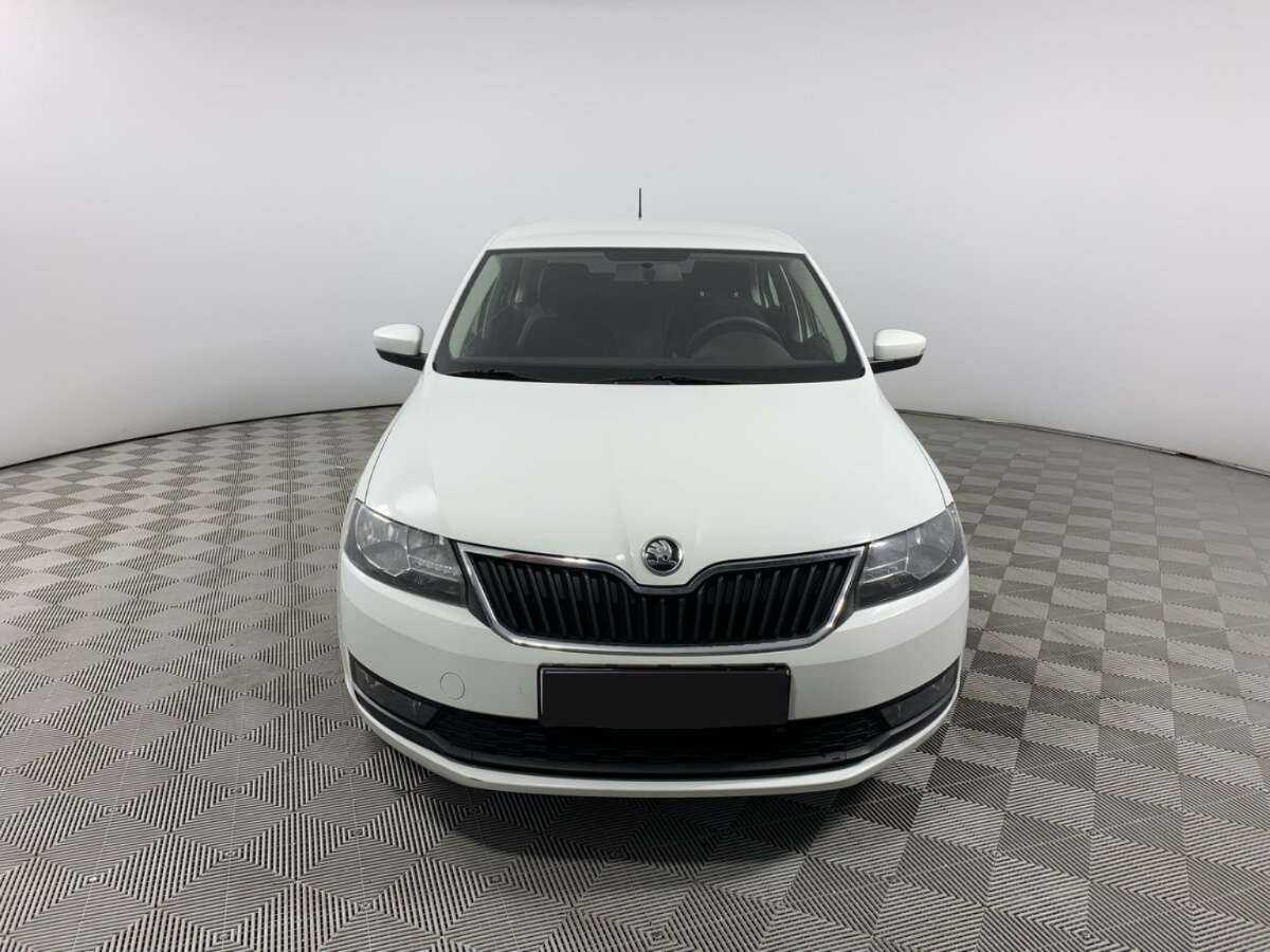 Skoda Rapid с пробегом — 2019 год. Фото: #1