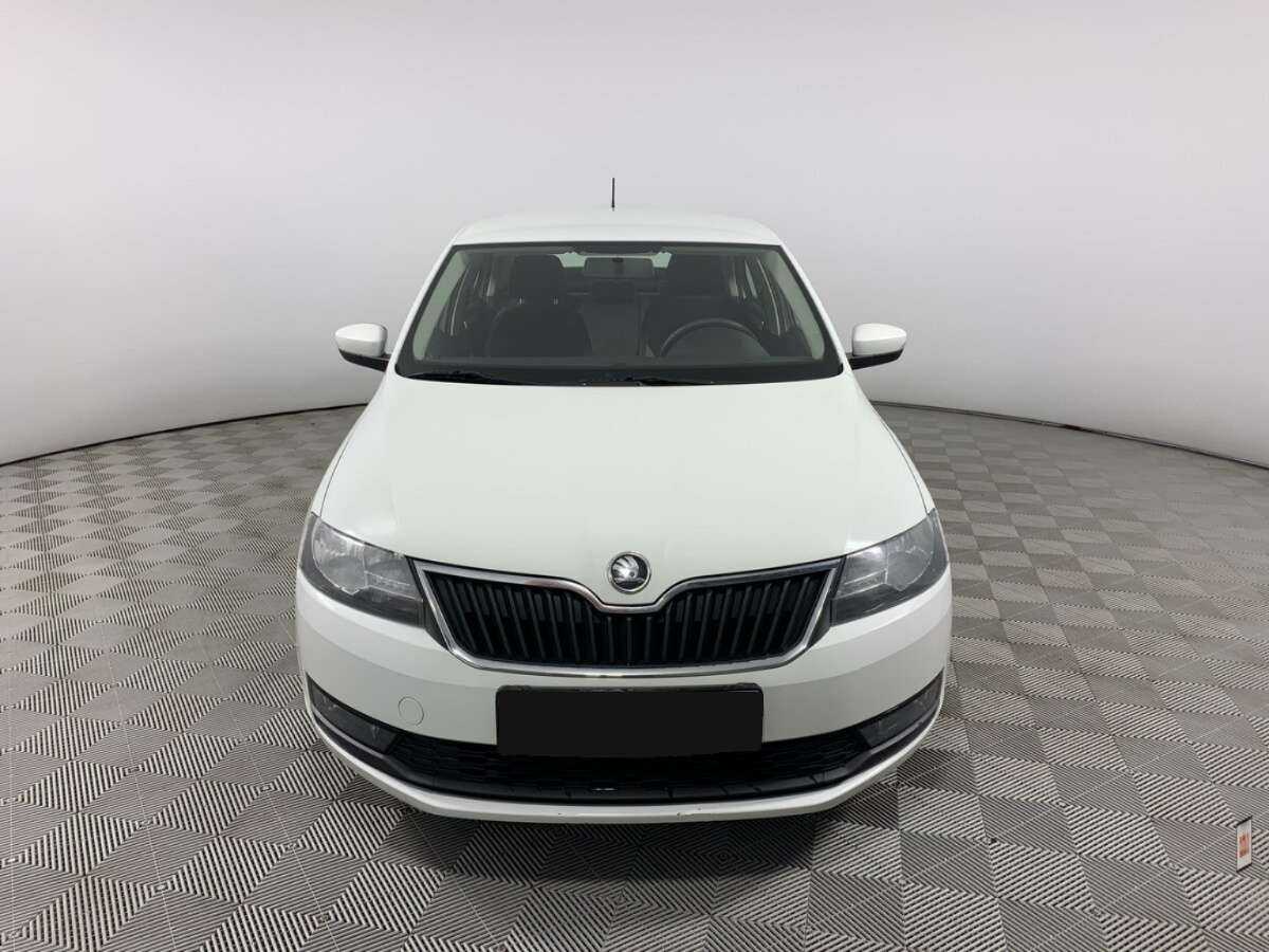 Skoda Rapid с пробегом — 2019 год. Фото: #1