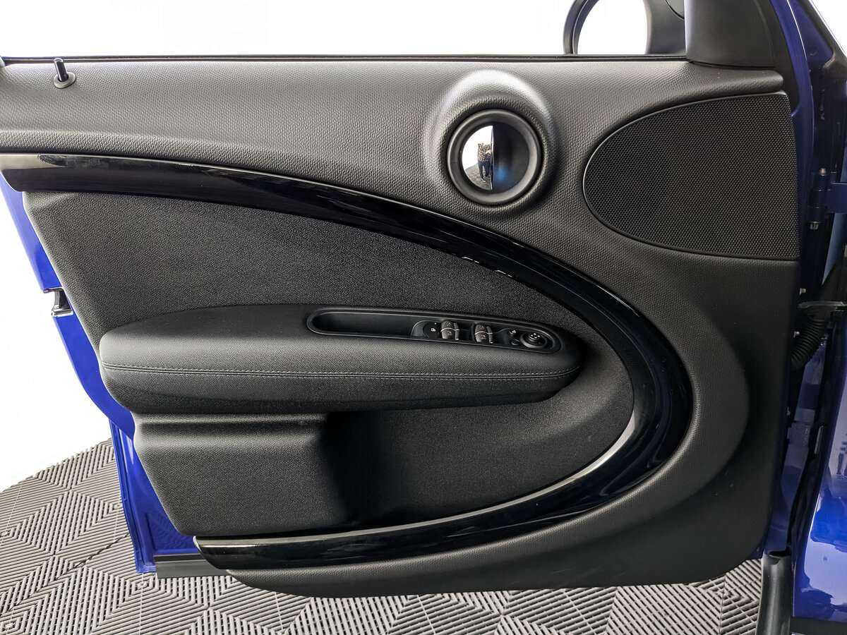 Mini Countryman с пробегом — 2016 год. Фото: #18