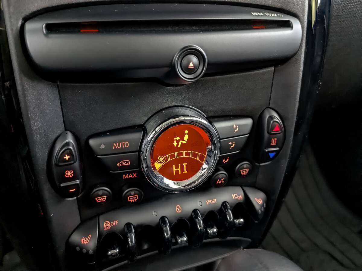 Mini Countryman с пробегом — 2016 год. Фото: #25