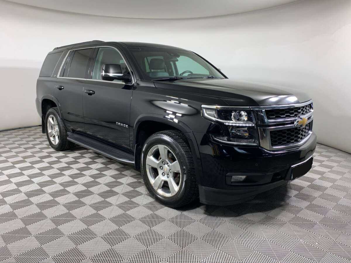 Chevrolet Tahoe с пробегом — 2016 год. Фото: #2