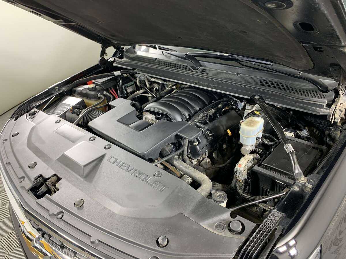 Chevrolet Tahoe с пробегом — 2016 год. Фото: #8