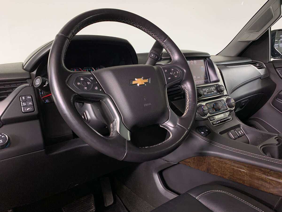 Chevrolet Tahoe с пробегом — 2016 год. Фото: #9
