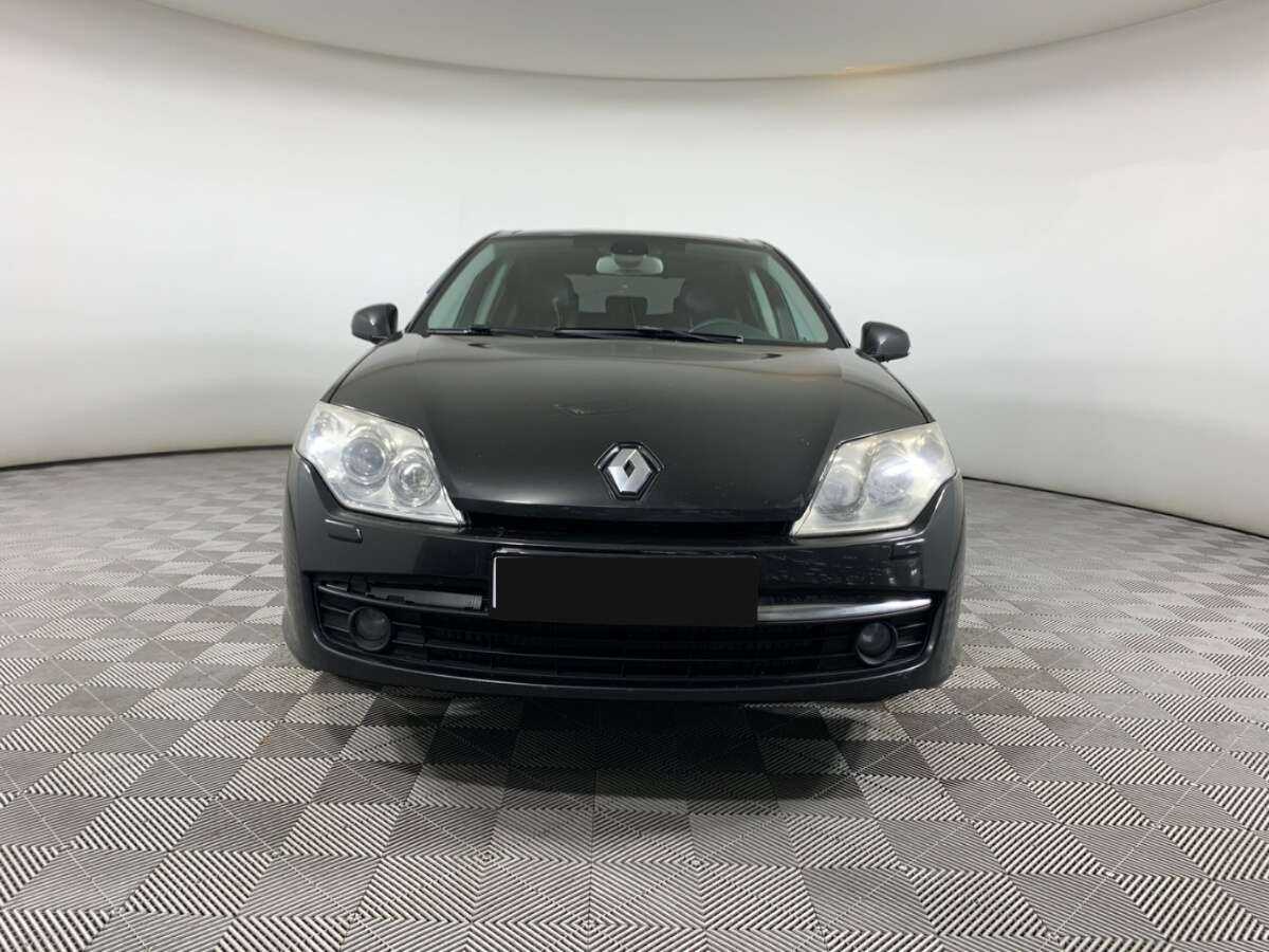 Renault Laguna с пробегом — 2008 год. Фото: #1