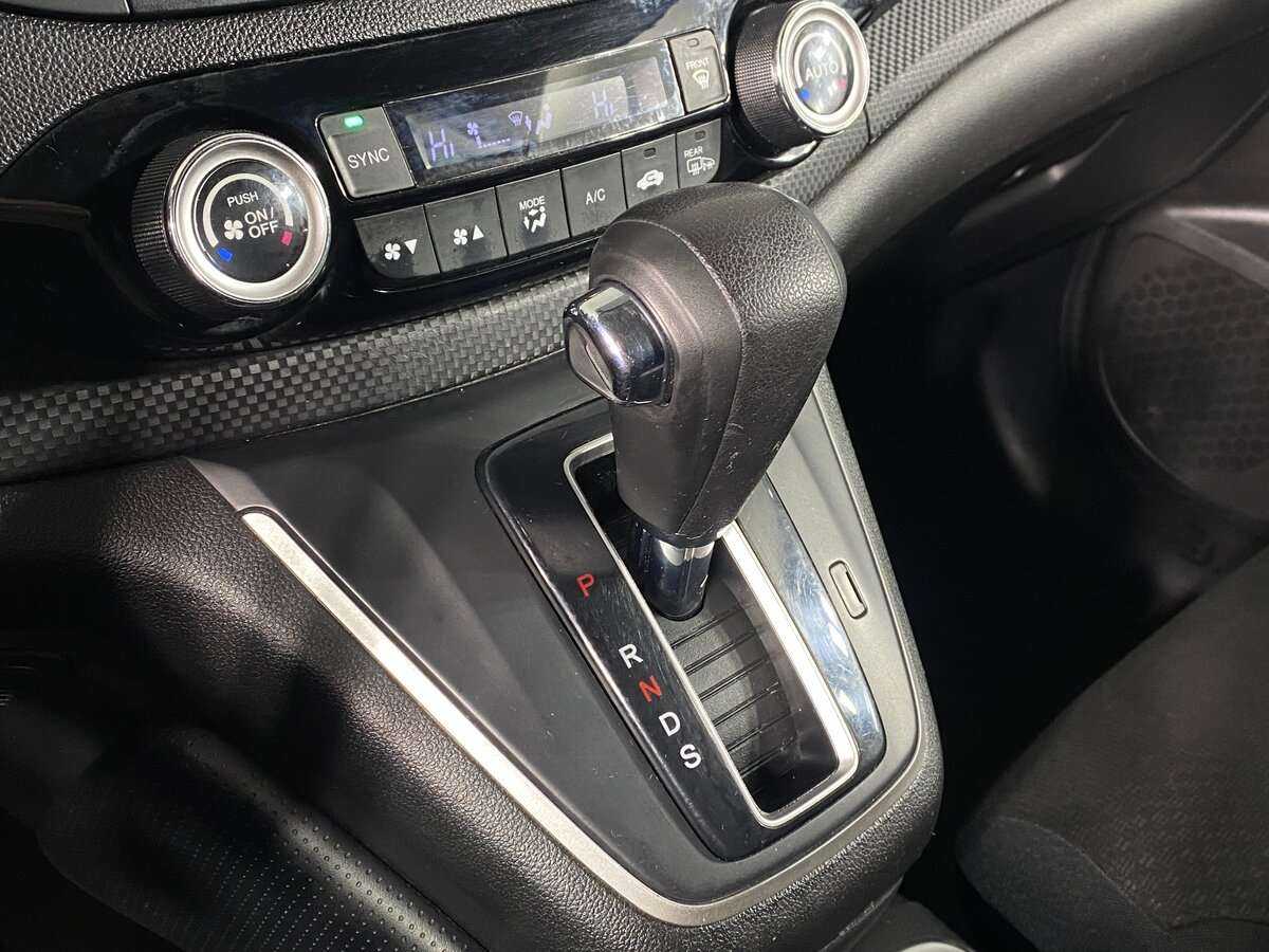 Honda CR-V с пробегом — 2015 год. Фото: #15