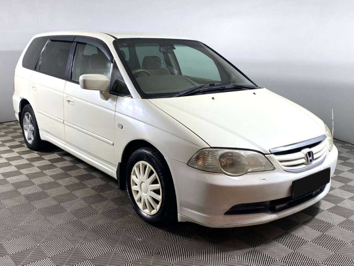 Honda Odyssey с пробегом — 2002 год. Фото: #2