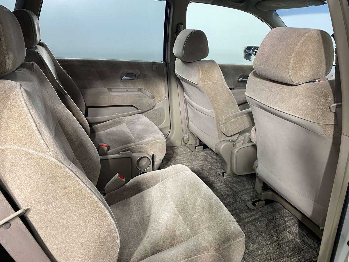 Honda Odyssey с пробегом — 2002 год. Фото: #9