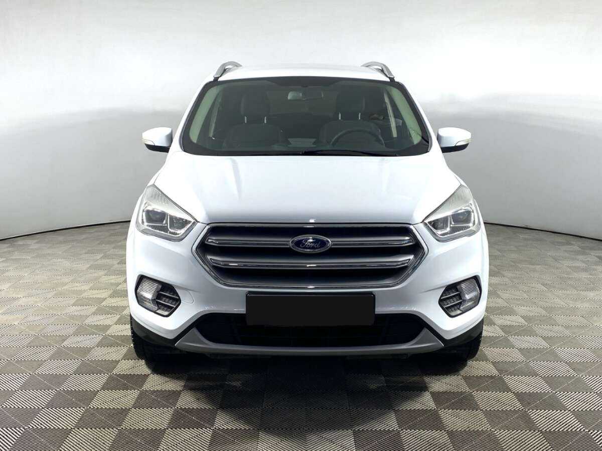 Ford Kuga с пробегом — 2017 год. Фото: #1