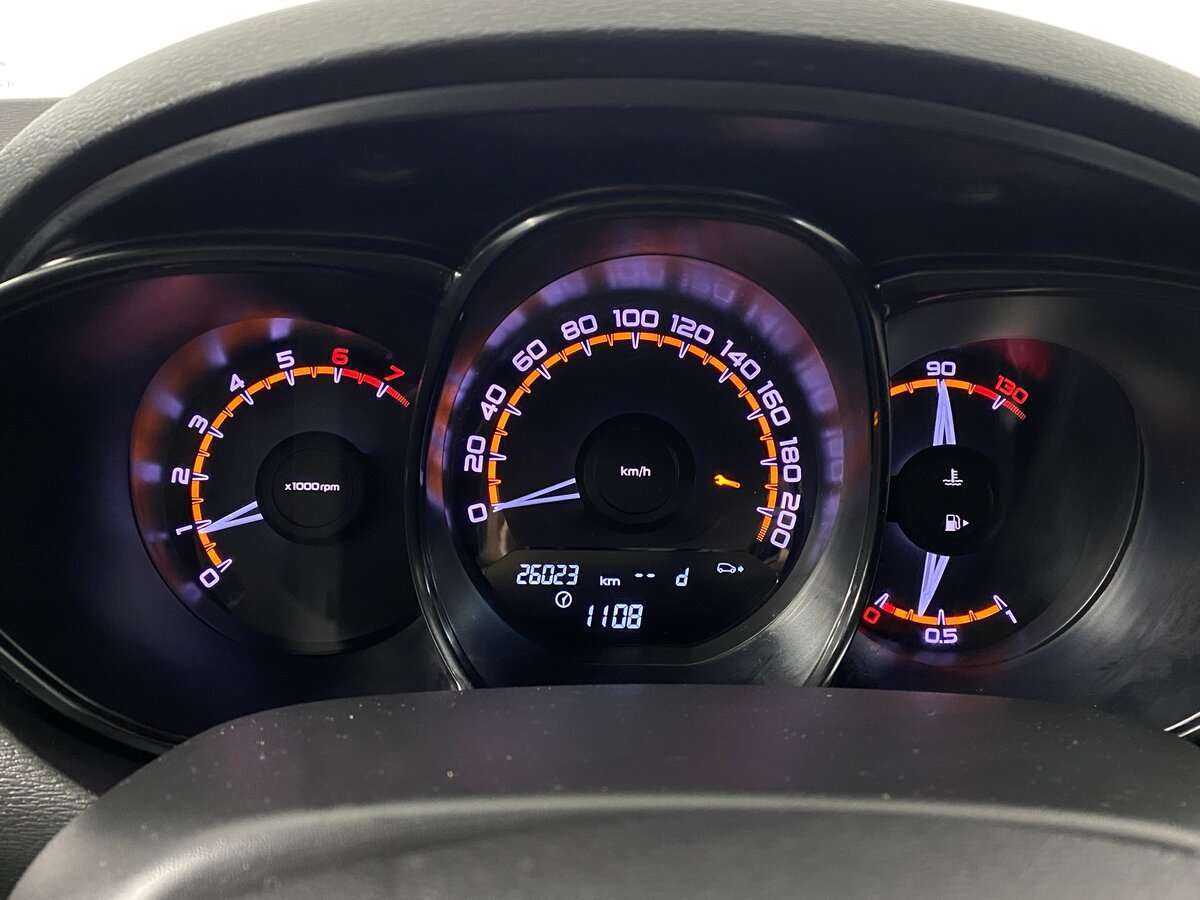 Lada (ВАЗ) Vesta с пробегом — 2021 год. Фото: #13