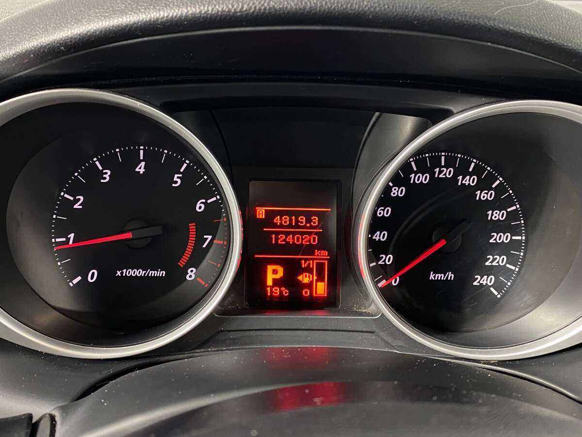 Mitsubishi ASX с пробегом — 2011 год. Фото: #12