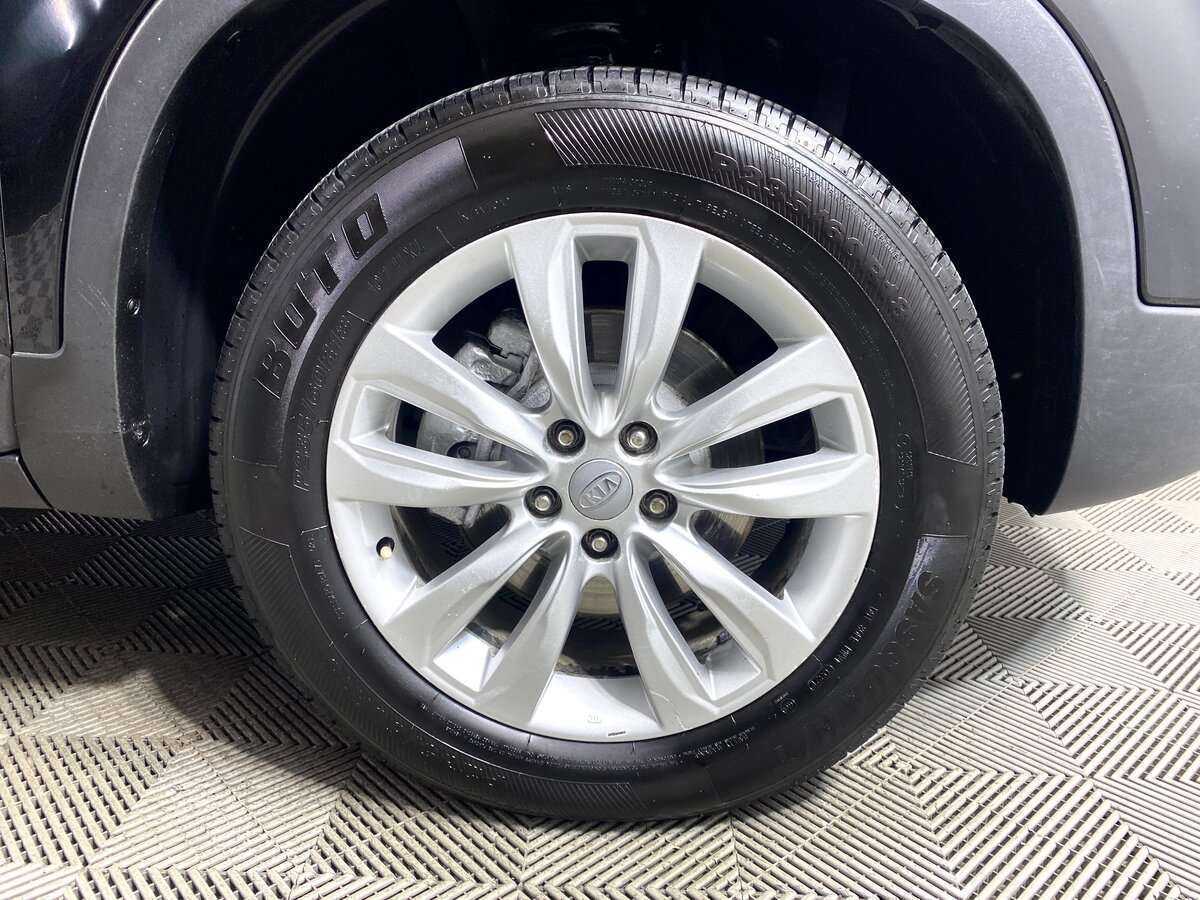 Kia Sorento с пробегом — 2011 год. Фото: #18