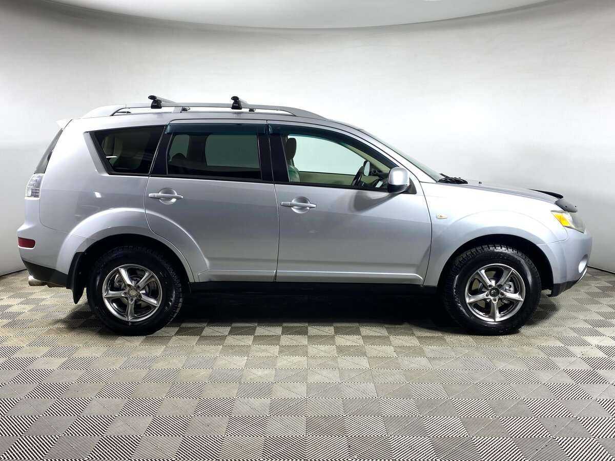 Mitsubishi Outlander с пробегом — 2008 год. Фото: #2