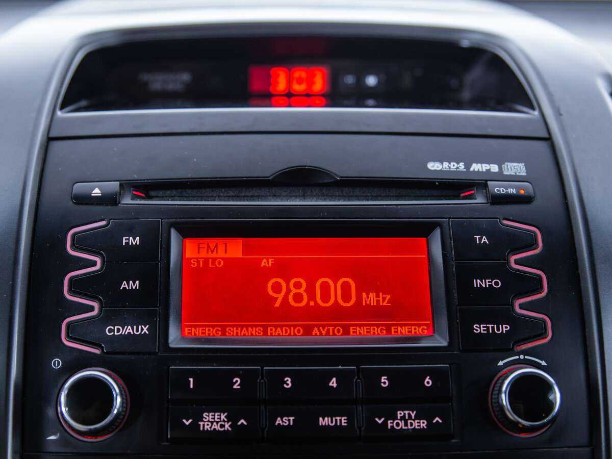 Kia Sorento с пробегом — 2009 год. Фото: #11