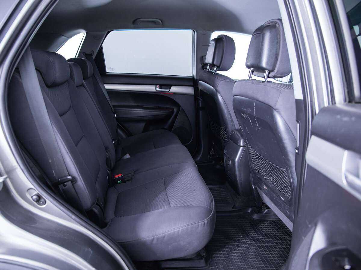 Kia Sorento с пробегом — 2009 год. Фото: #16