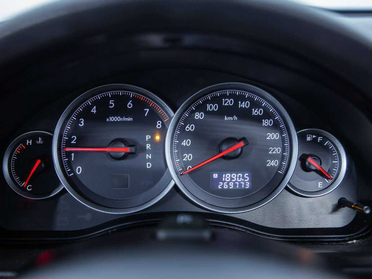 Subaru Outback с пробегом — 2007 год. Фото: #13