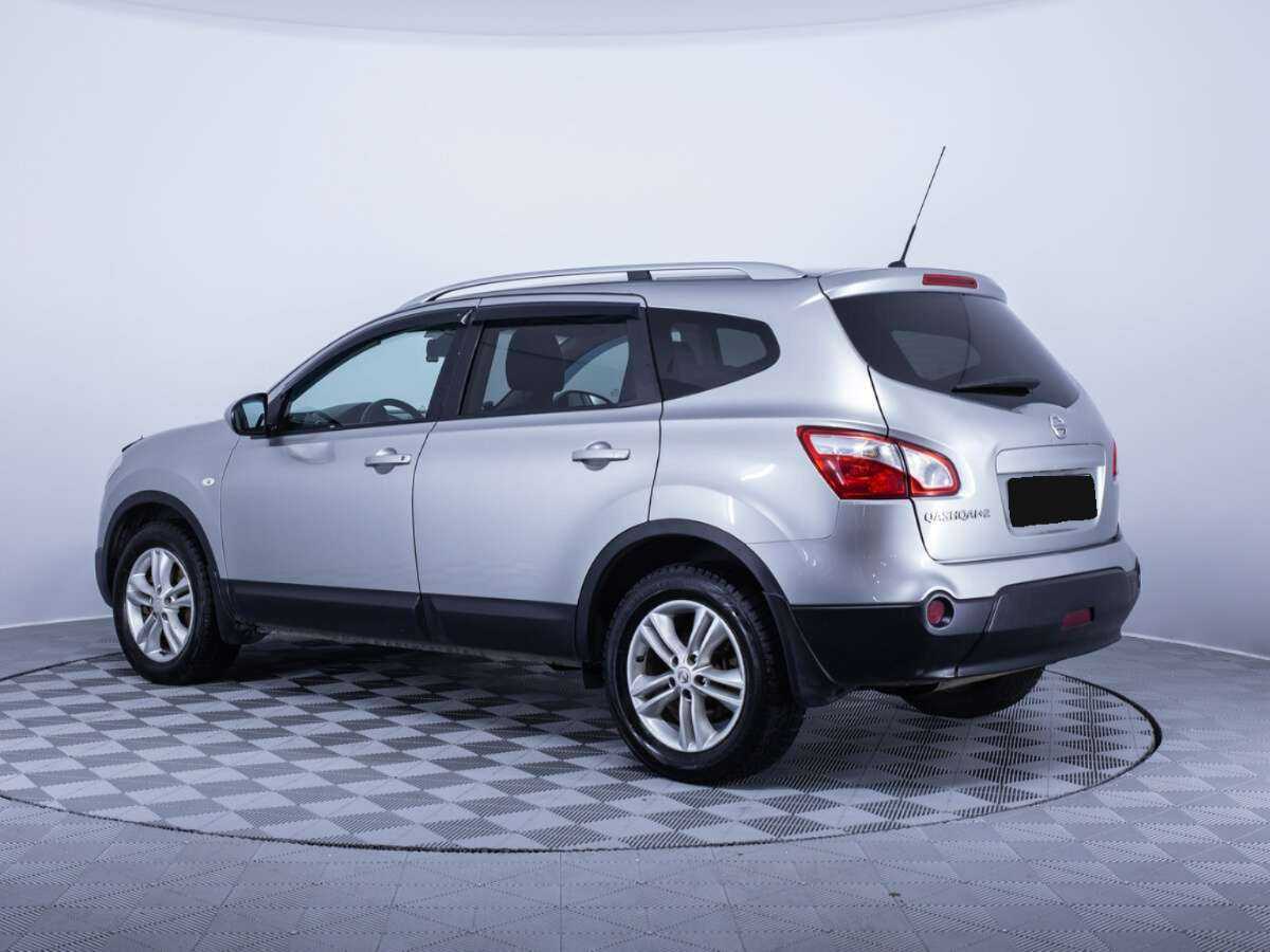 Nissan Qashqai+2 с пробегом — 2010 год. Фото: #6
