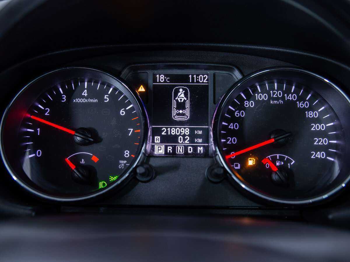 Nissan Qashqai+2 с пробегом — 2010 год. Фото: #14