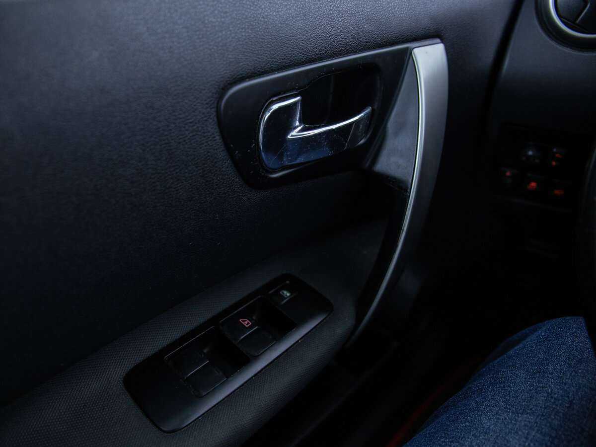 Nissan Qashqai+2 с пробегом — 2010 год. Фото: #18