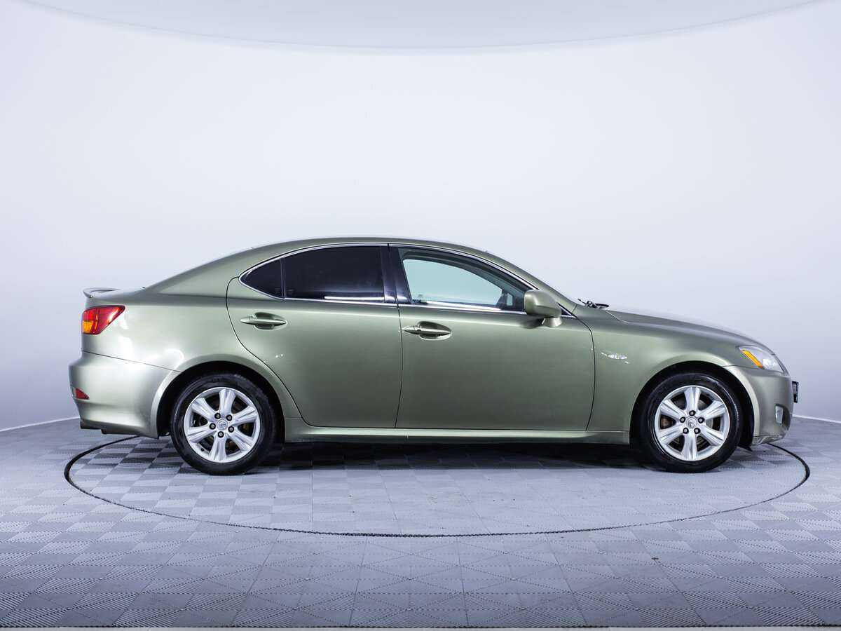 Lexus IS с пробегом — 2006 год. Фото: #3