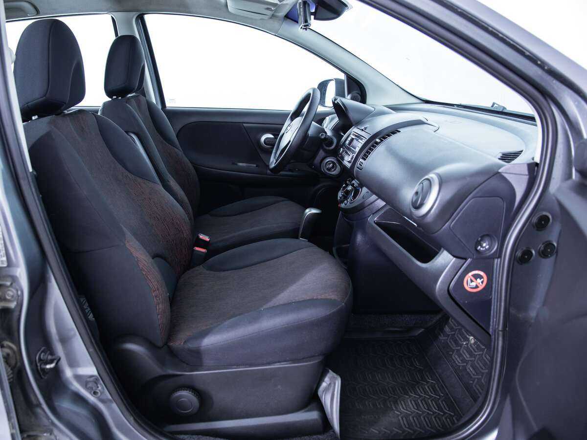 Nissan Note с пробегом — 2011 год. Фото: #16