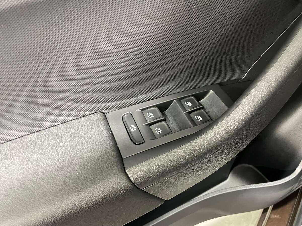 Skoda Rapid с пробегом — 2022 год. Фото: #8