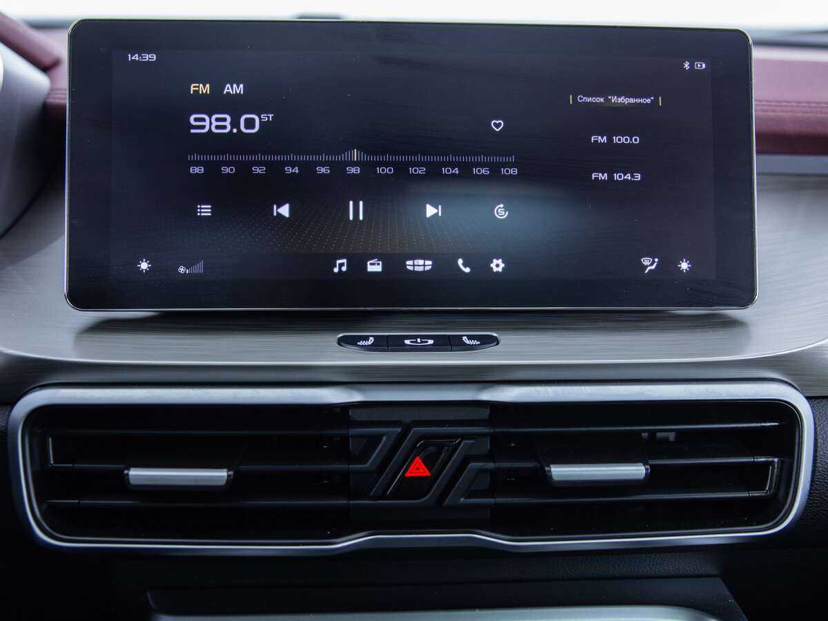 Geely Coolray с пробегом — 2023 год. Фото: #14