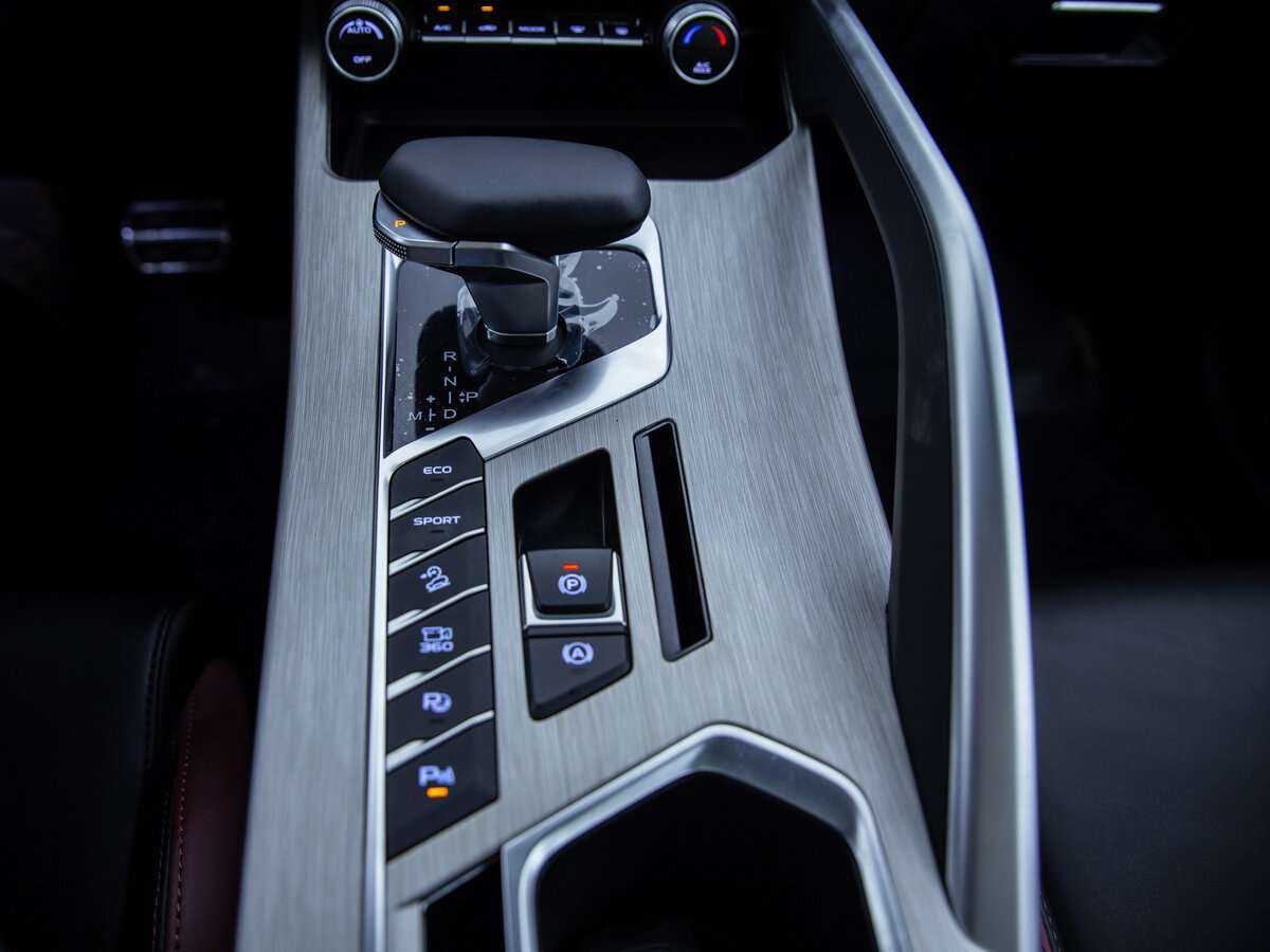 Geely Coolray с пробегом — 2023 год. Фото: #16