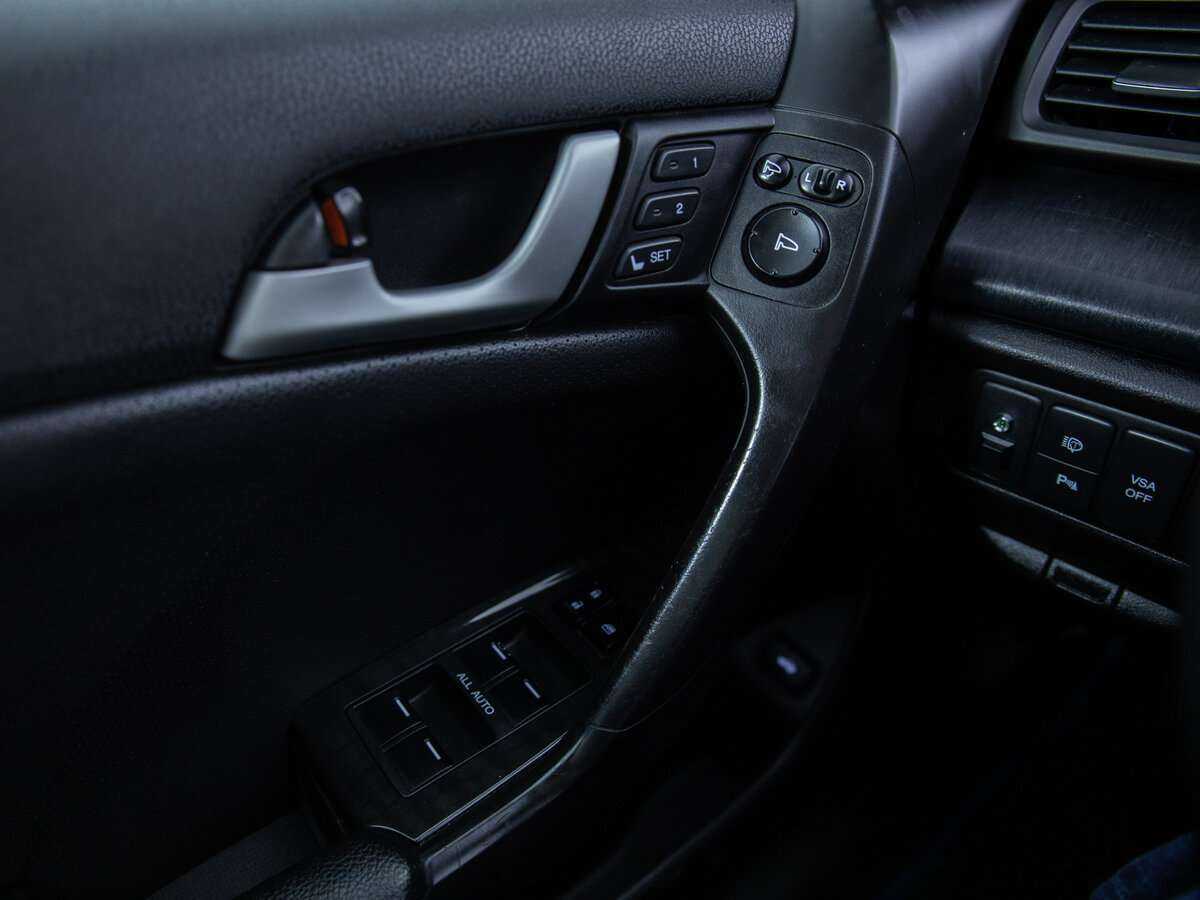 Honda Accord с пробегом — 2008 год. Фото: #13