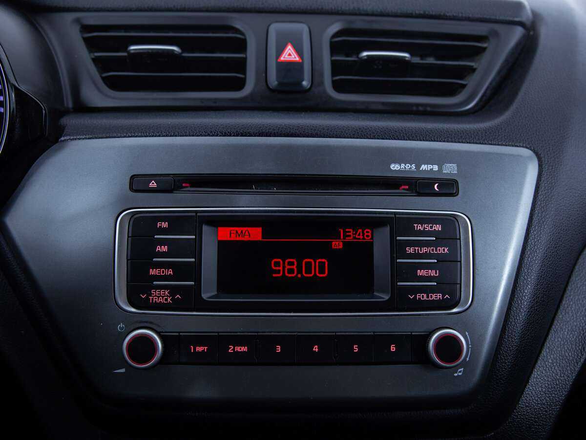 Kia Rio с пробегом — 2017 год. Фото: #16